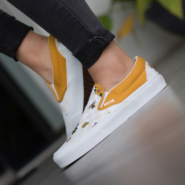 Vans slip on clearance mujer amarillo